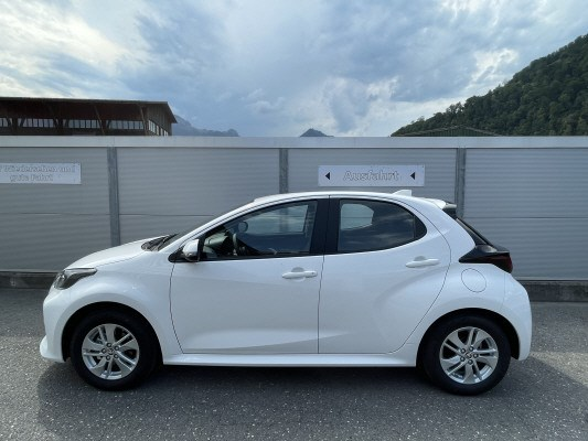 TOYOTA Yaris 1.5 Trend
