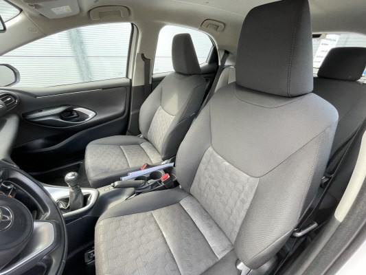 TOYOTA Yaris 1.5 Trend