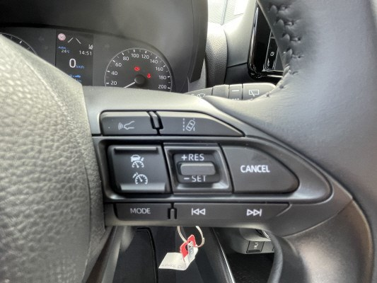 TOYOTA Yaris 1.5 Trend