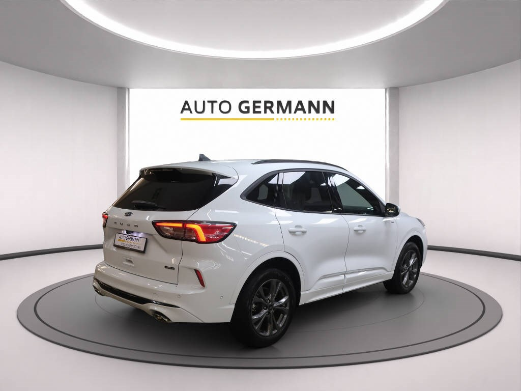 FORD Kuga 2.5 Hybrid ST-Line X 4x4