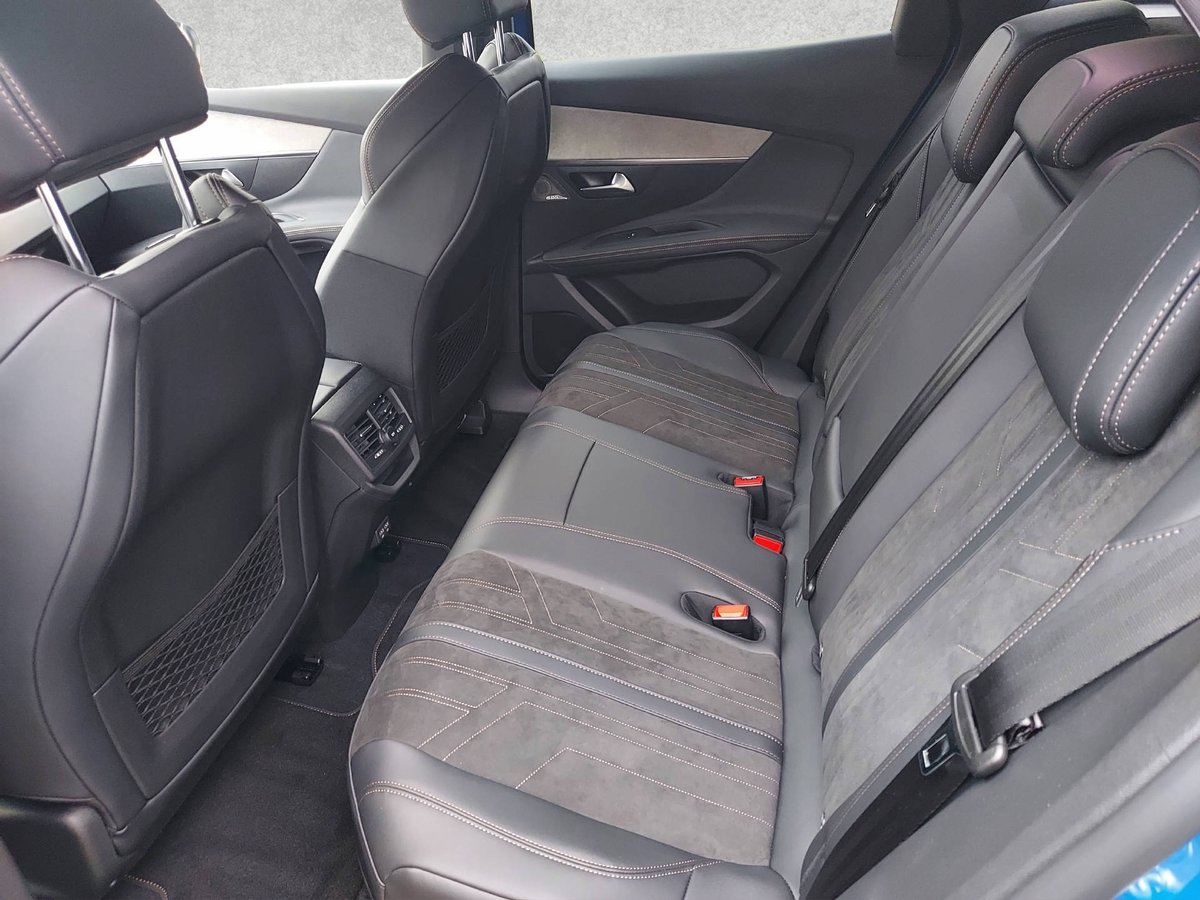 PEUGEOT 3008 1.6 Plug-in Hybrid4 GT Pack 4X4