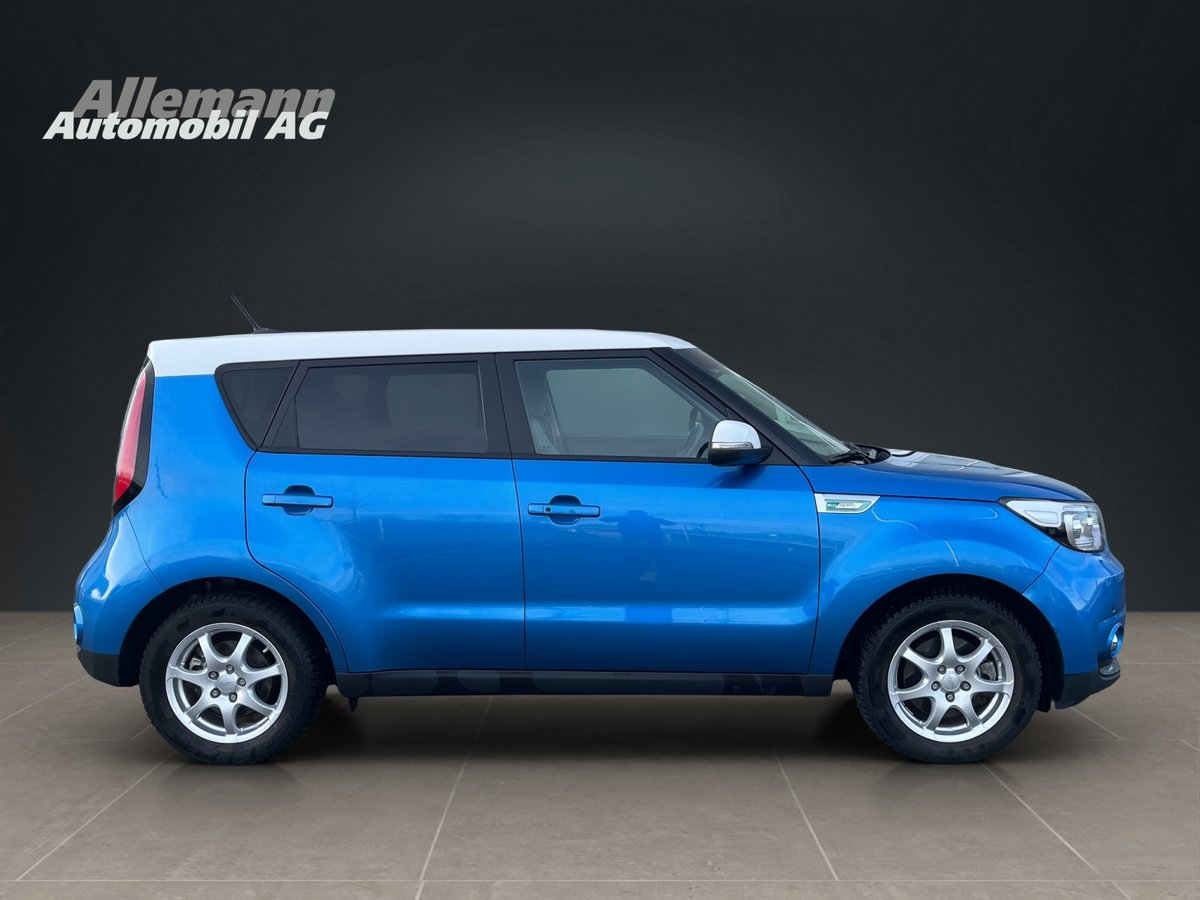 KIA Soul EV Style
