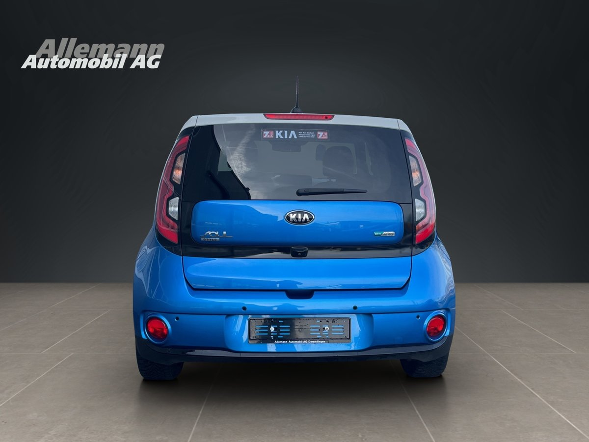 KIA Soul EV Style