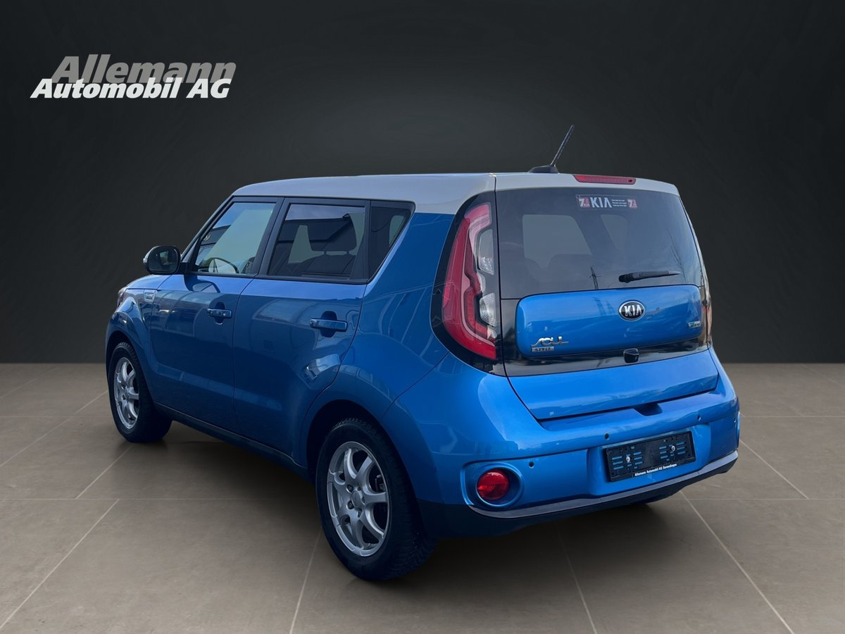 KIA Soul EV Style