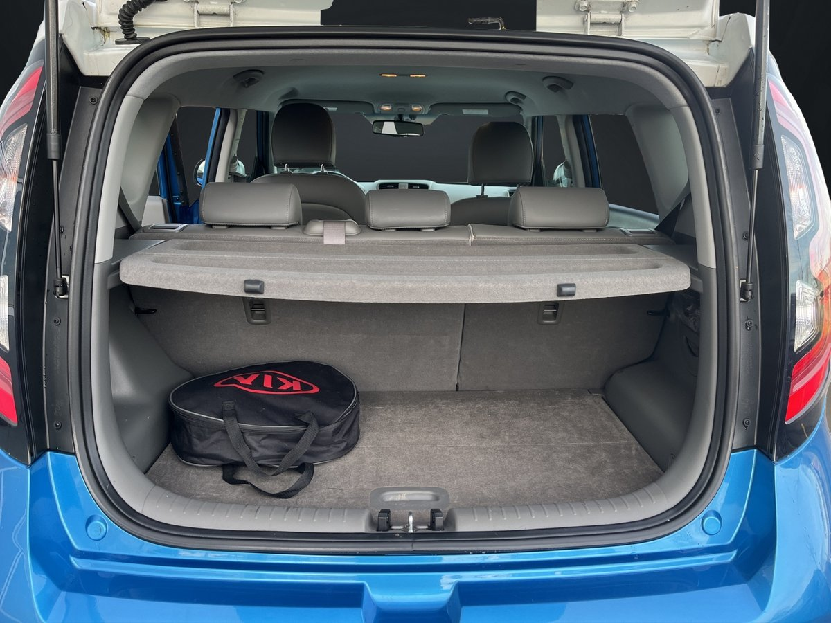 KIA Soul EV Style