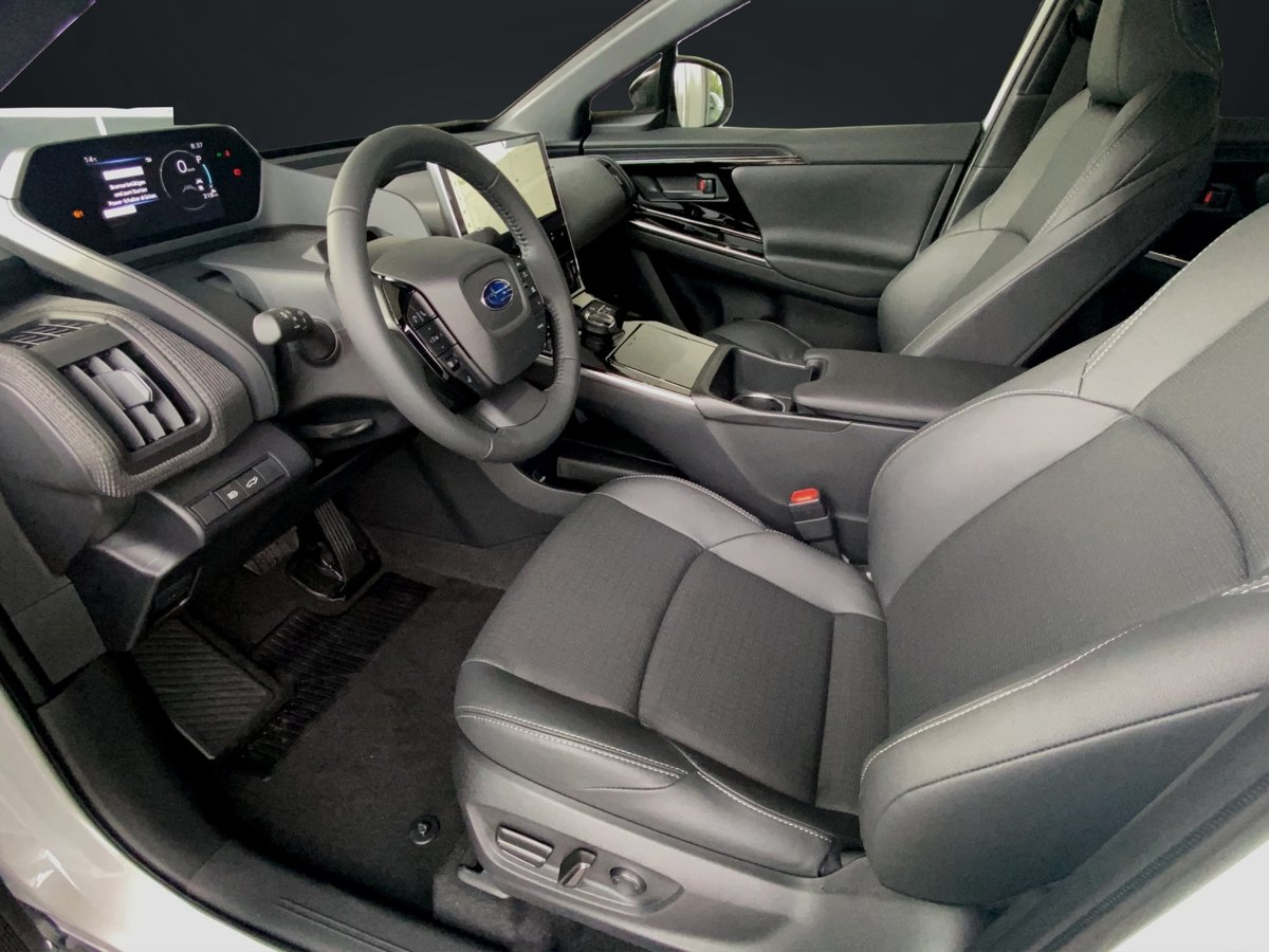 SUBARU Solterra eV Luxury AWD
