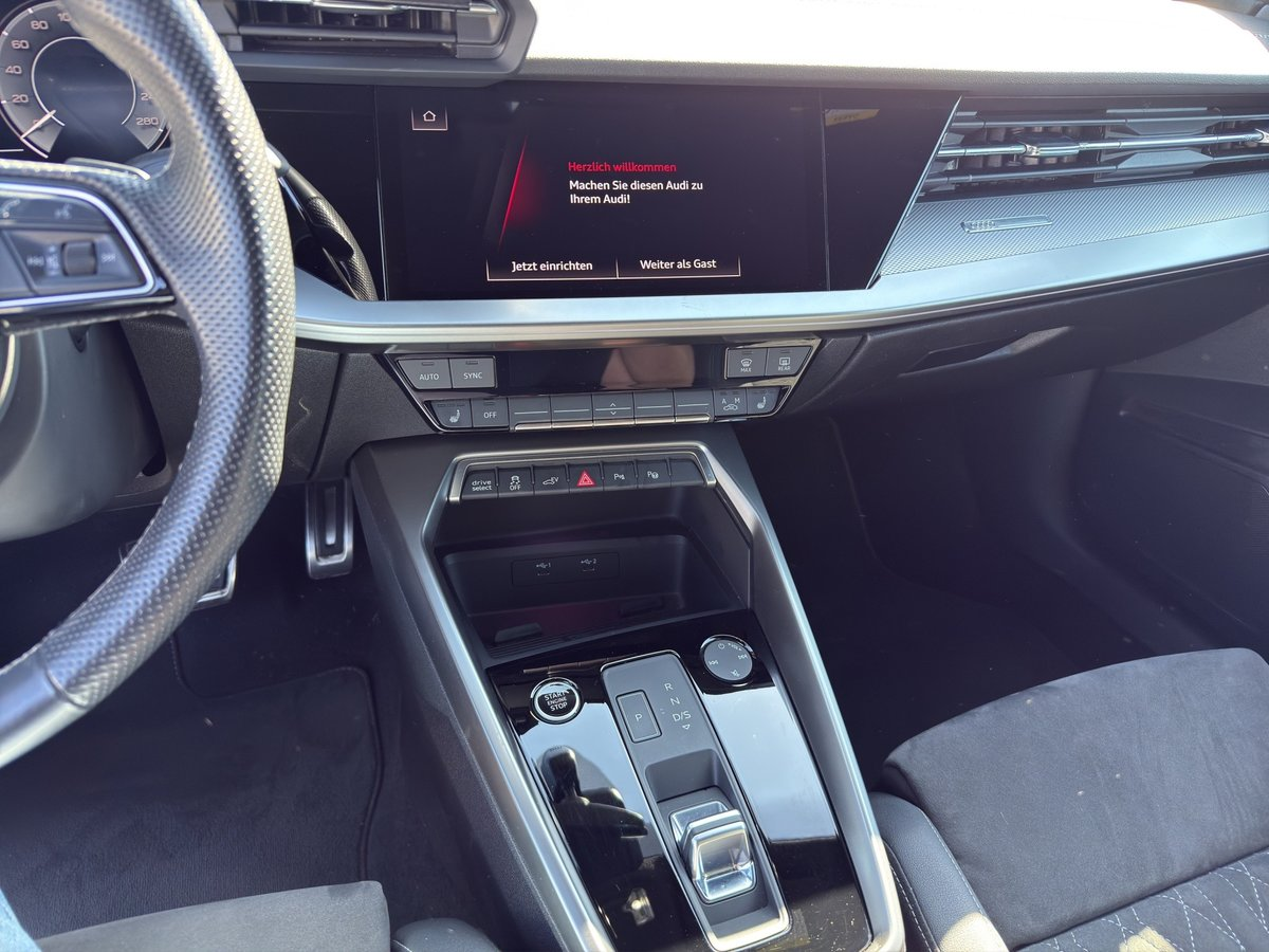 AUDI A3 Sportback 40 TFSI e S line S-tronic