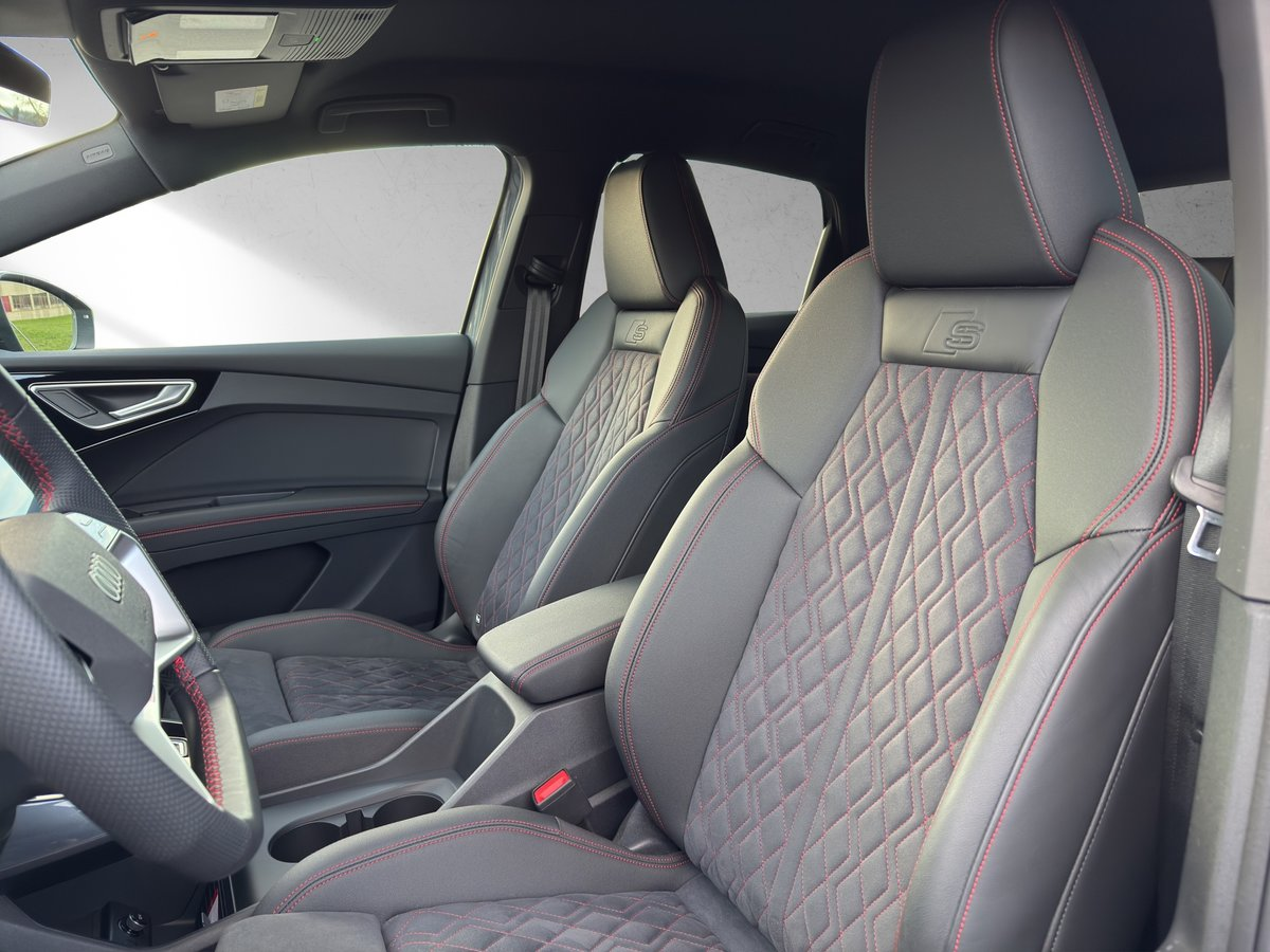 AUDI Q4 Sportback e-tron 45 quattro