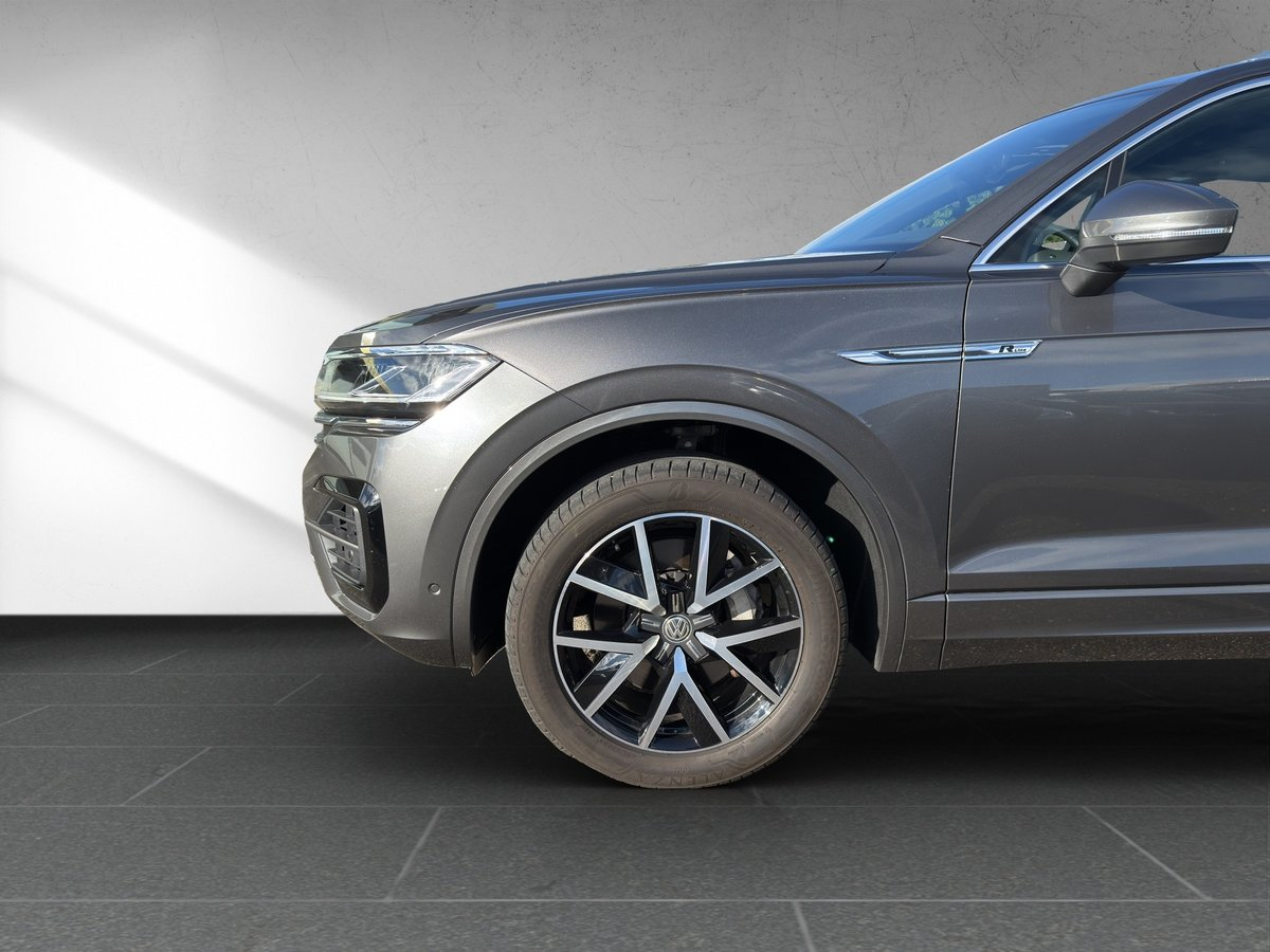 VW Touareg 3.0 TSI R-Line Tiptronic