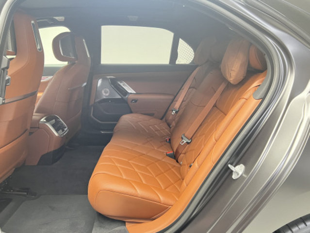 BMW 740d xDr 48V M Sport Pro
