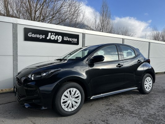 TOYOTA Yaris 1.5 Comfort e-CVT
