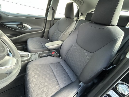 TOYOTA Yaris 1.5 Comfort e-CVT