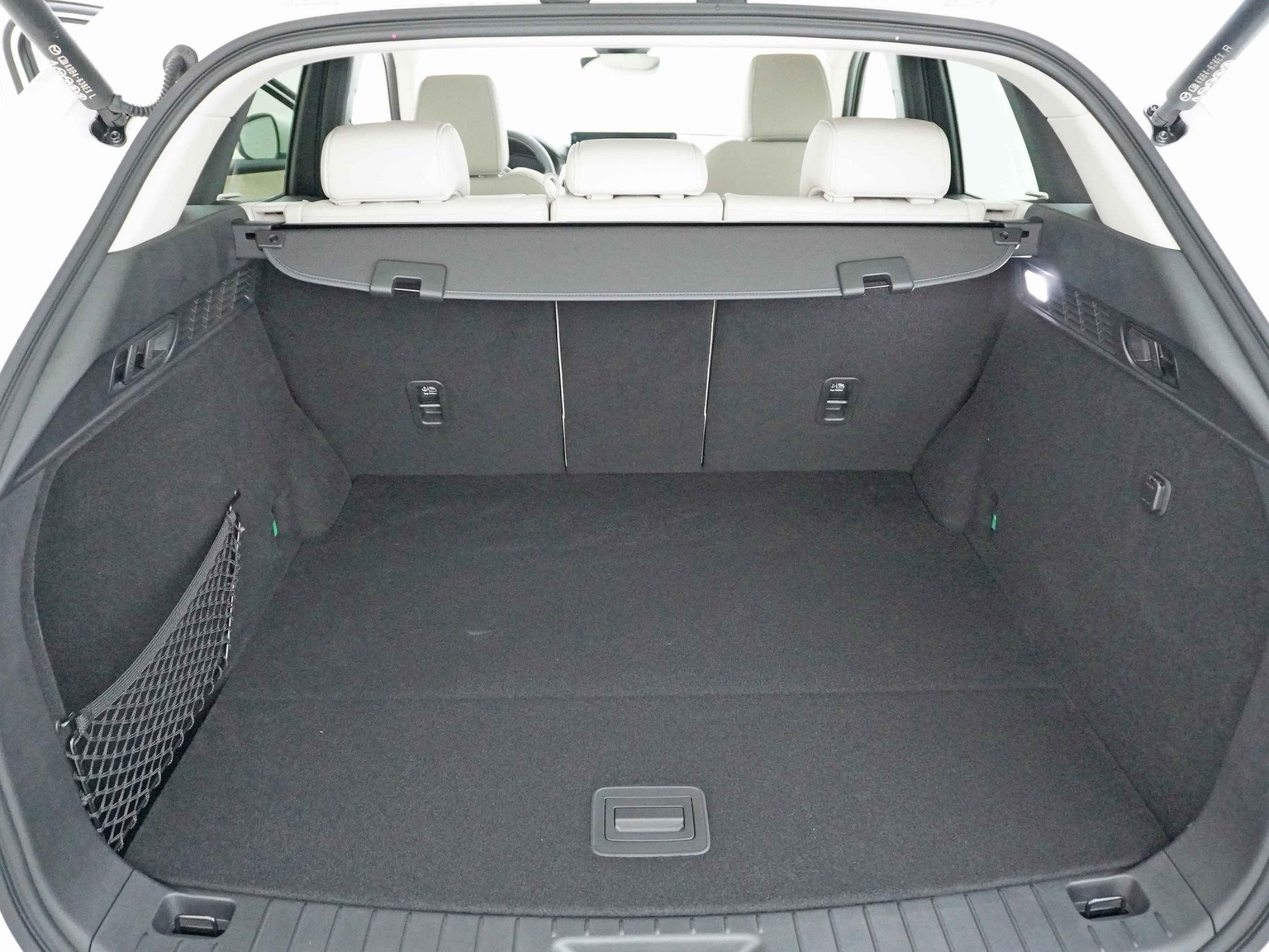 MAZDA CX-60 2.5 PHEV Takumi ***bis zu 63km elektrische Reichweite***