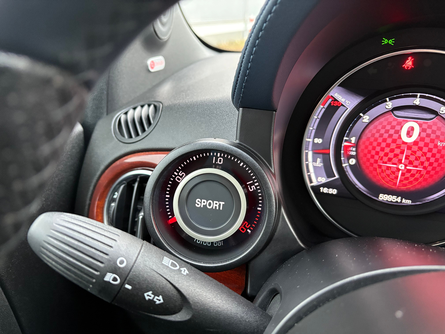 FIAT 695C 1.4 16V Turbo Abarth Rivale