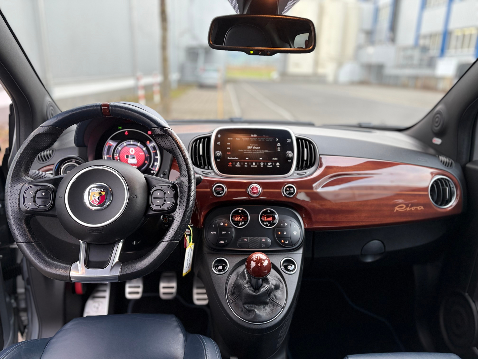 FIAT 695C 1.4 16V Turbo Abarth Rivale