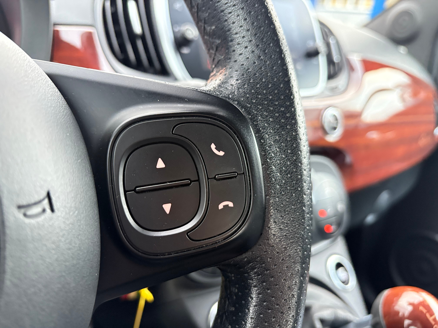 FIAT 695C 1.4 16V Turbo Abarth Rivale