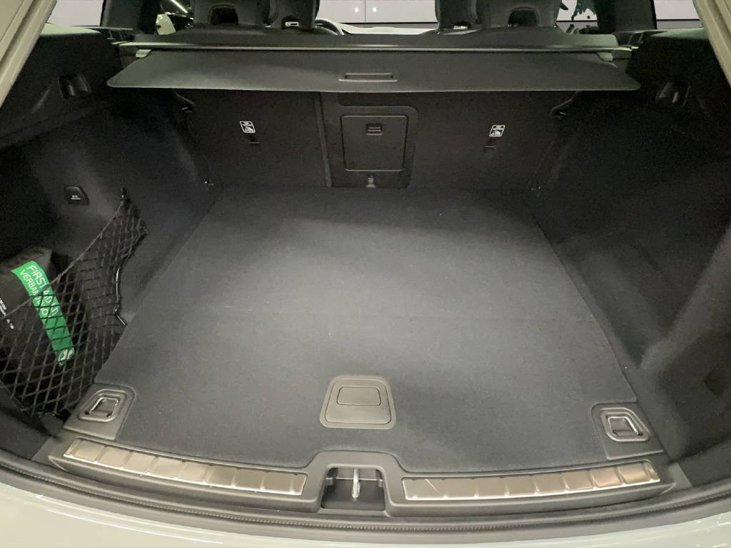VOLVO XC60 2.0 T8 TE Ultra Dark eAWD