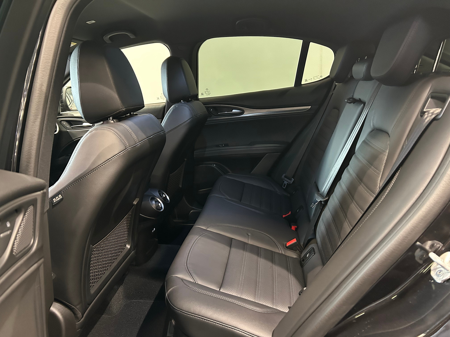 ALFA ROMEO Stelvio 2.2 JTDM Veloce PacK Tow Hook Q4 AT8