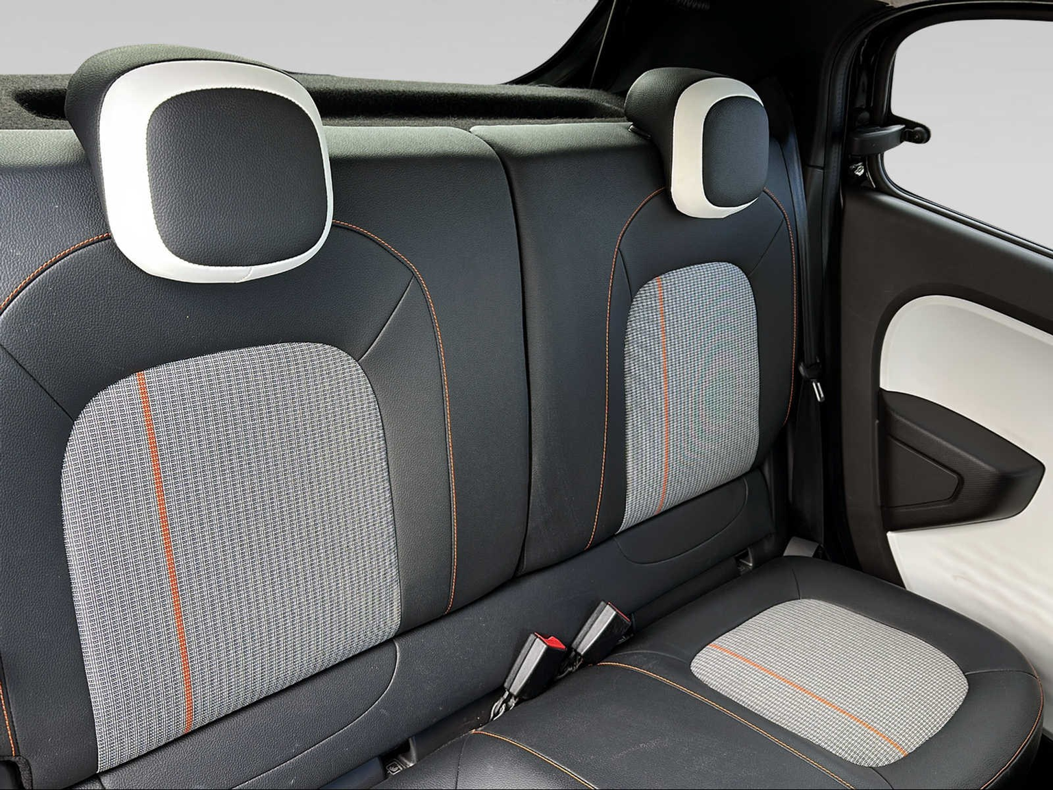 RENAULT Twingo E-Tech Vibes