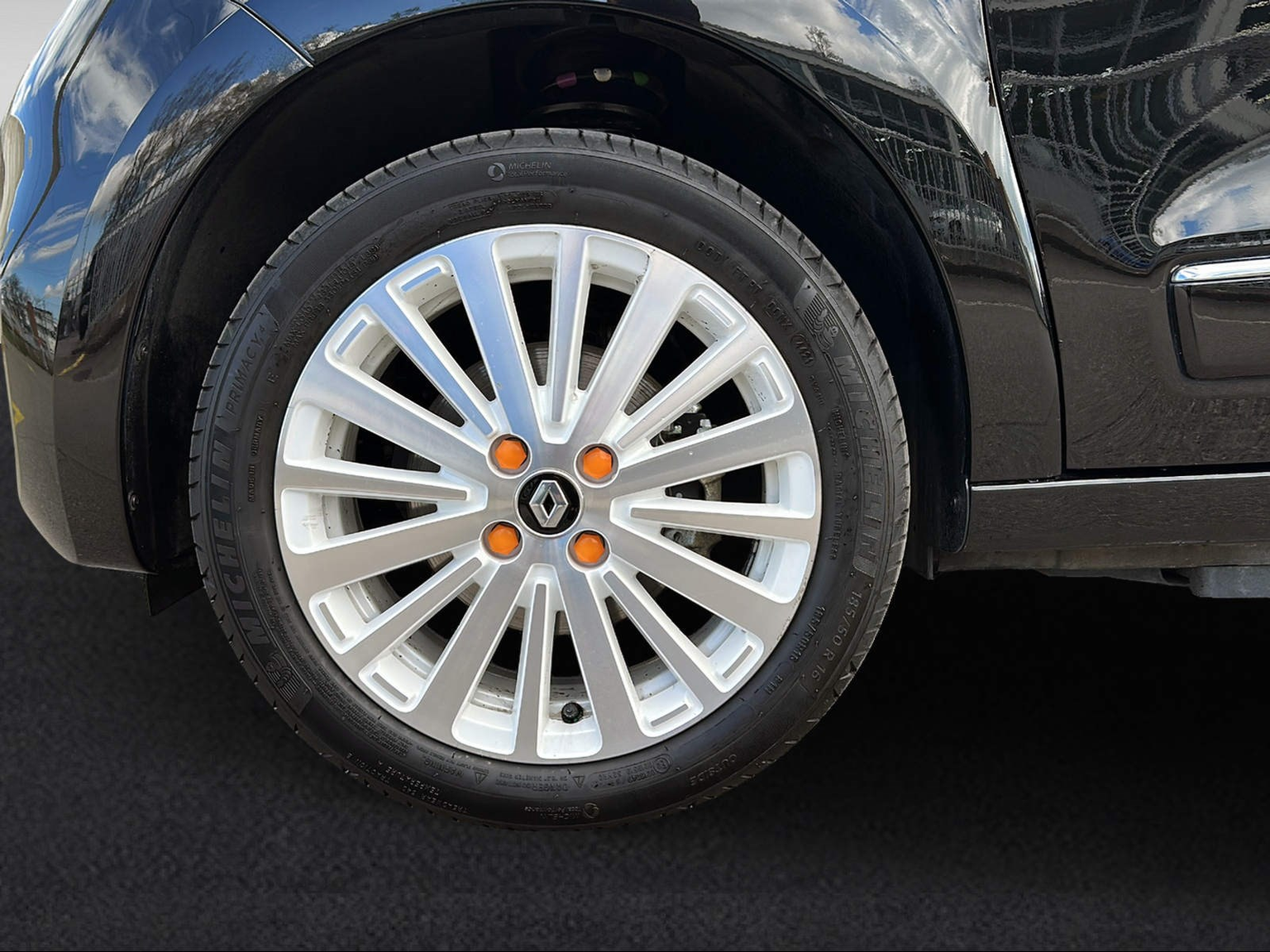 RENAULT Twingo E-Tech Vibes