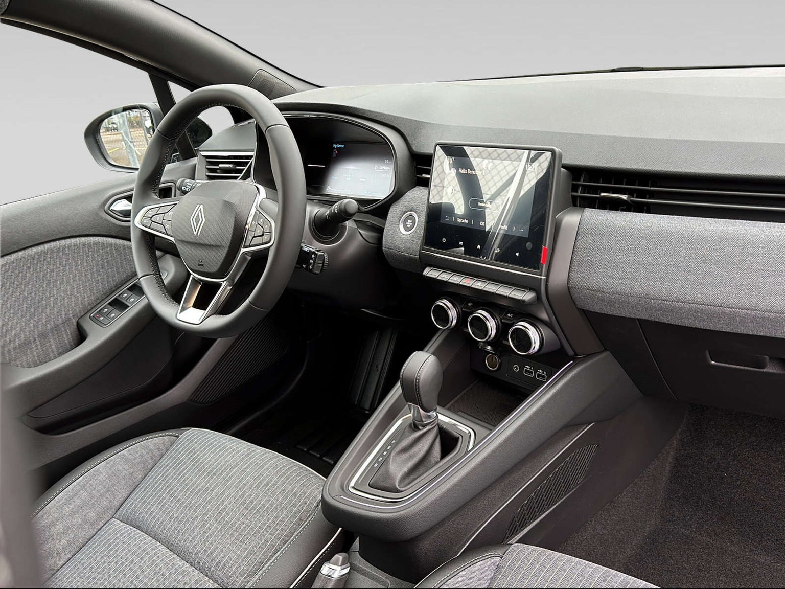 RENAULT CLIO techno E-TECH full hybrid 145