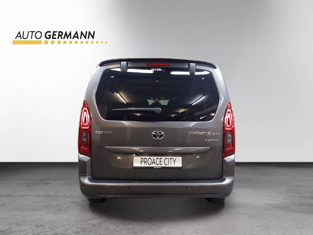 TOYOTA Proace City Verso L2 50KWh 136PS Trend
