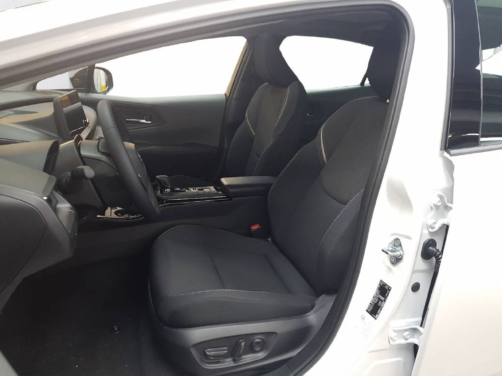 TOYOTA Prius 2.0 Plug-In-Hybrid Style