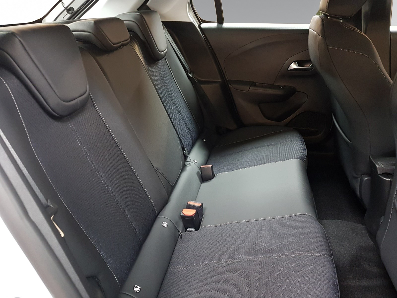 OPEL Corsa -e Elegance 50kWh/136