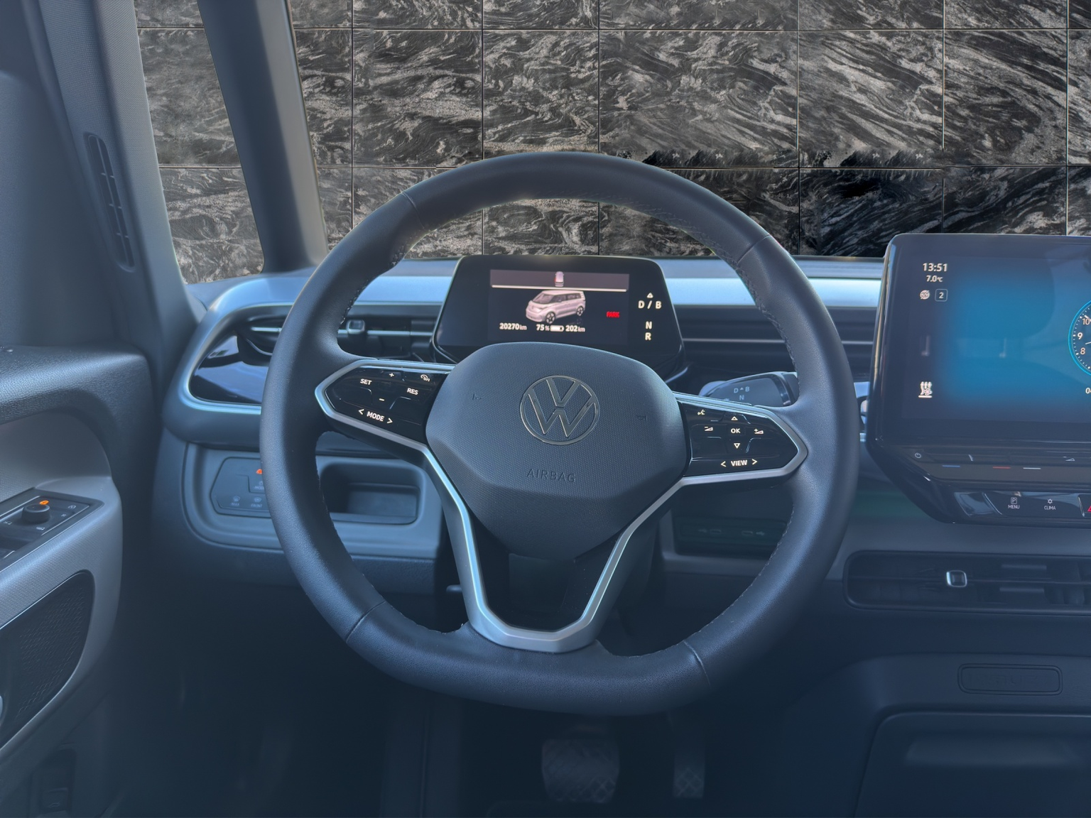 VW ID.BUZZ Pro
