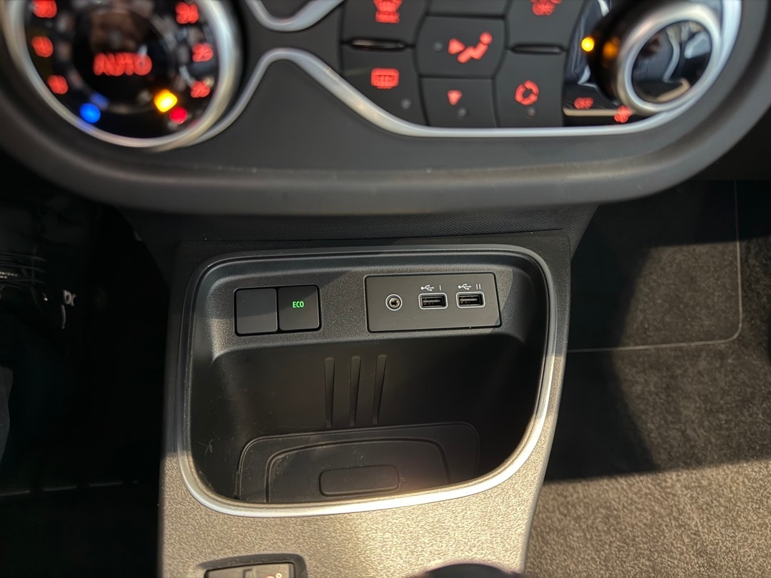 RENAULT Twingo Electric Techno
