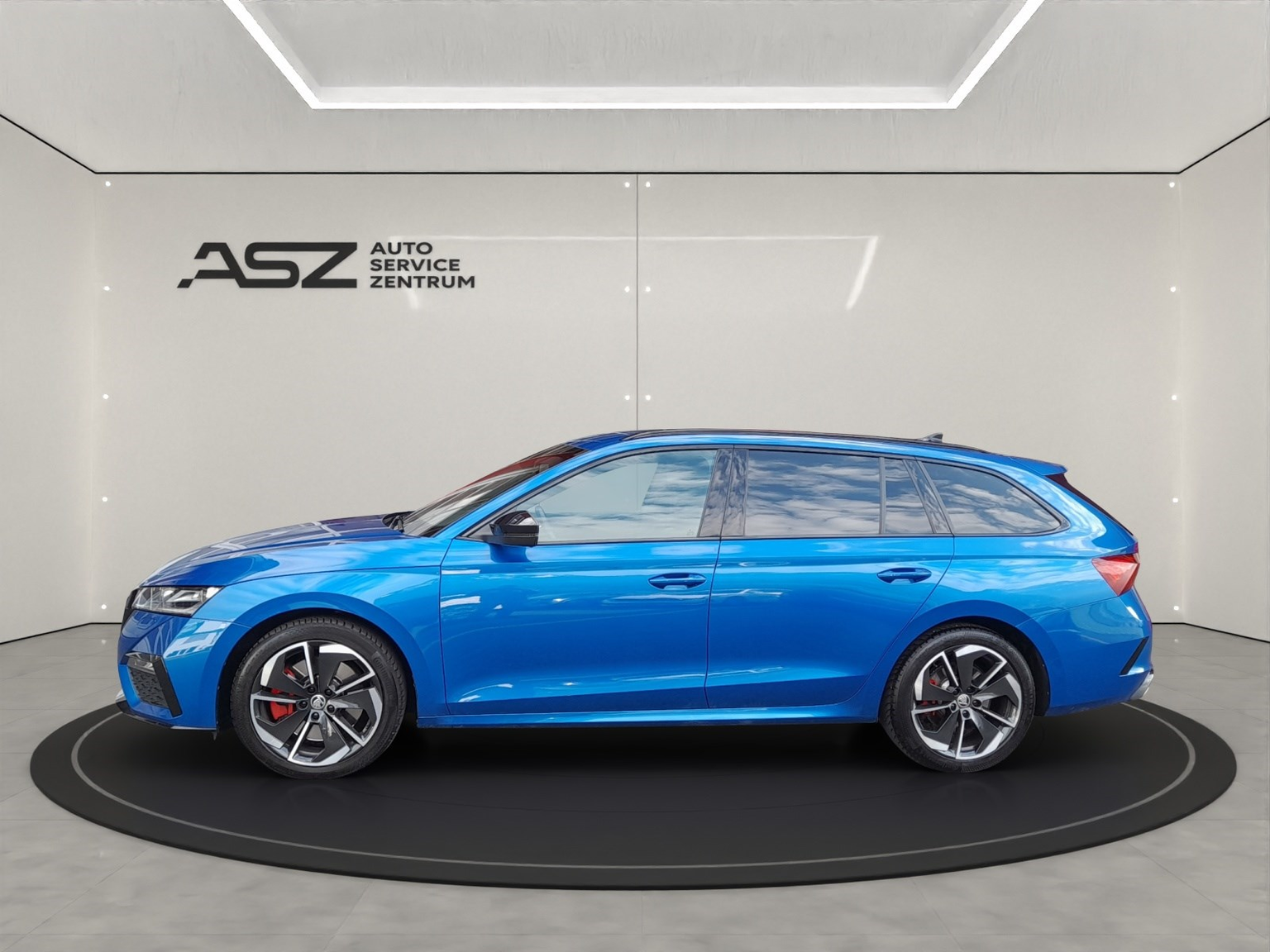 SKODA Octavia Combi 2.0 TSI RS DSG
