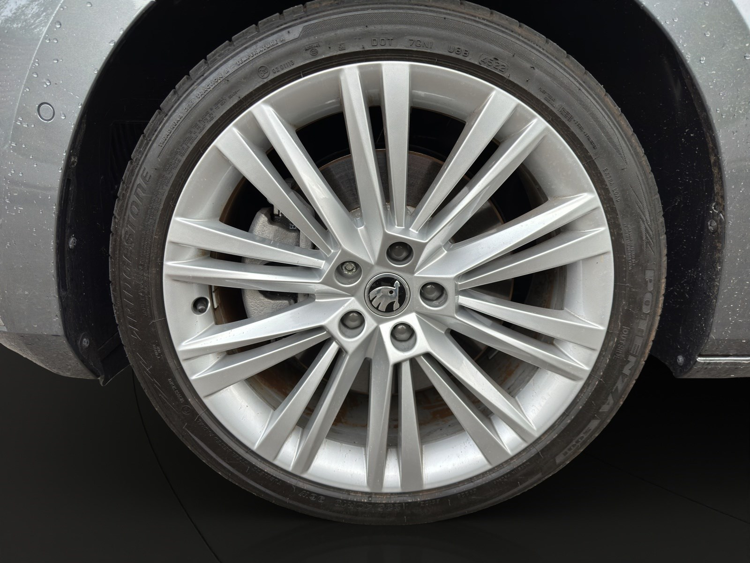 SKODA Superb Combi 2.0 TSI 280 L & K 4x4 DSG