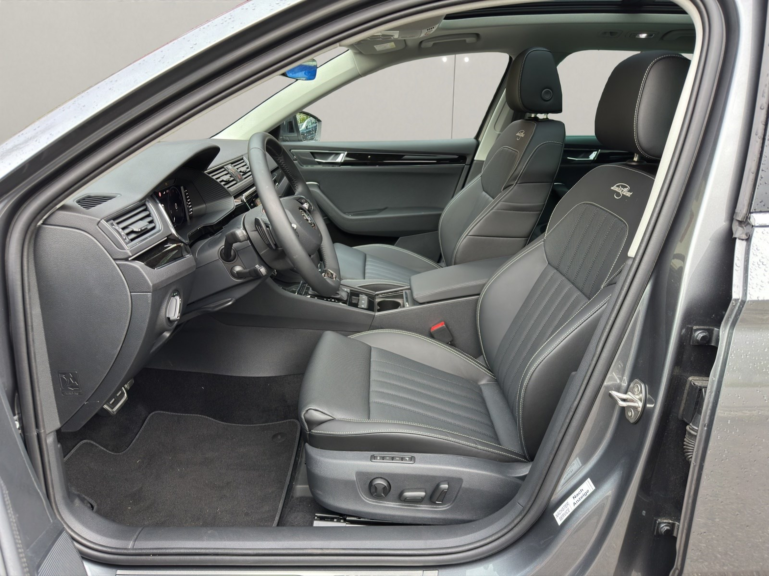 SKODA Superb Combi 2.0 TSI 280 L & K 4x4 DSG