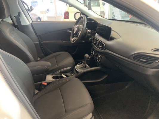 FIAT Tipo Hybrid 1.5 Swiss Edi