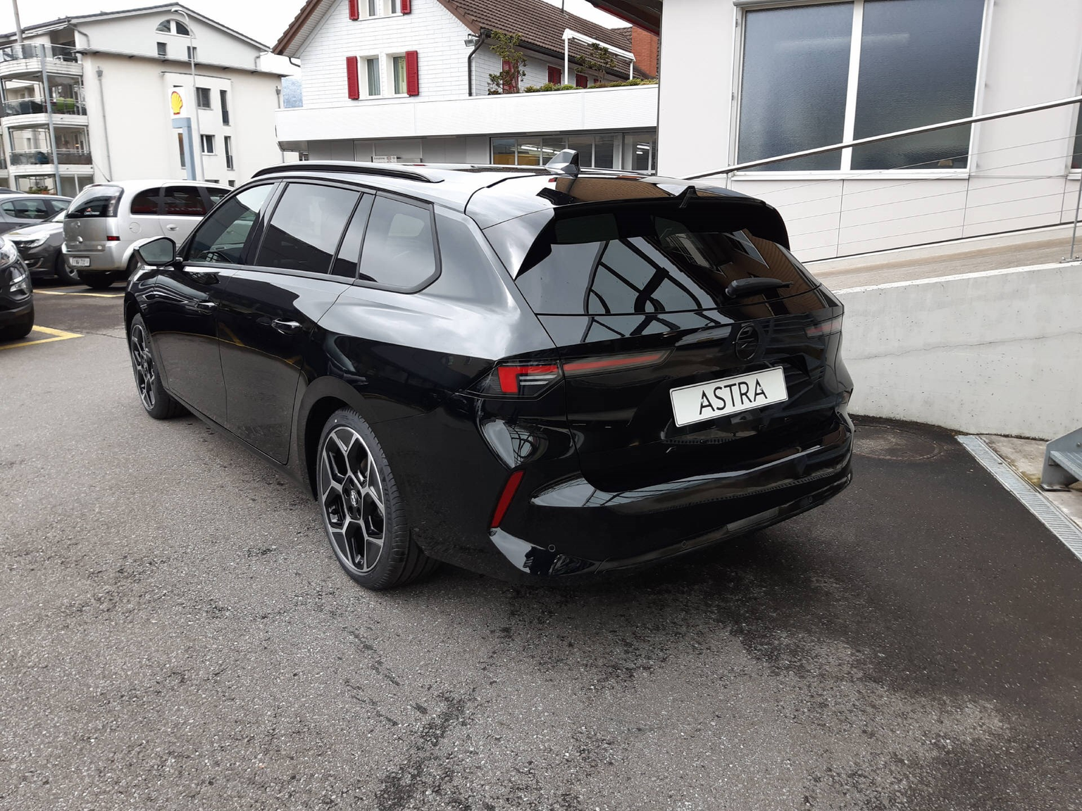 OPEL Astra Sports Tourer 1.2 T 130 Swiss Plus