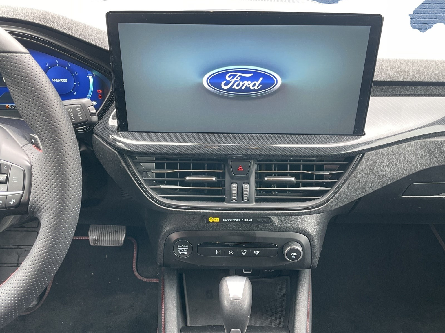 FORD Focus Station Wagon 1.0i EcoB Hybrid 155 ST-Line X