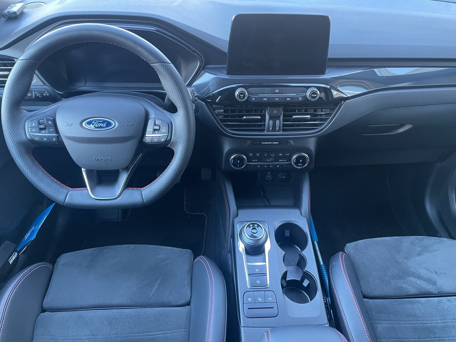 FORD Kuga 2.5 Hybrid ST-Line 4x4