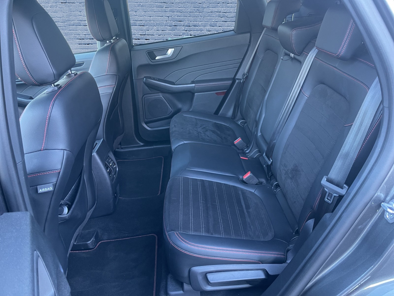 FORD Kuga 2.5 Hybrid ST-Line 4x4
