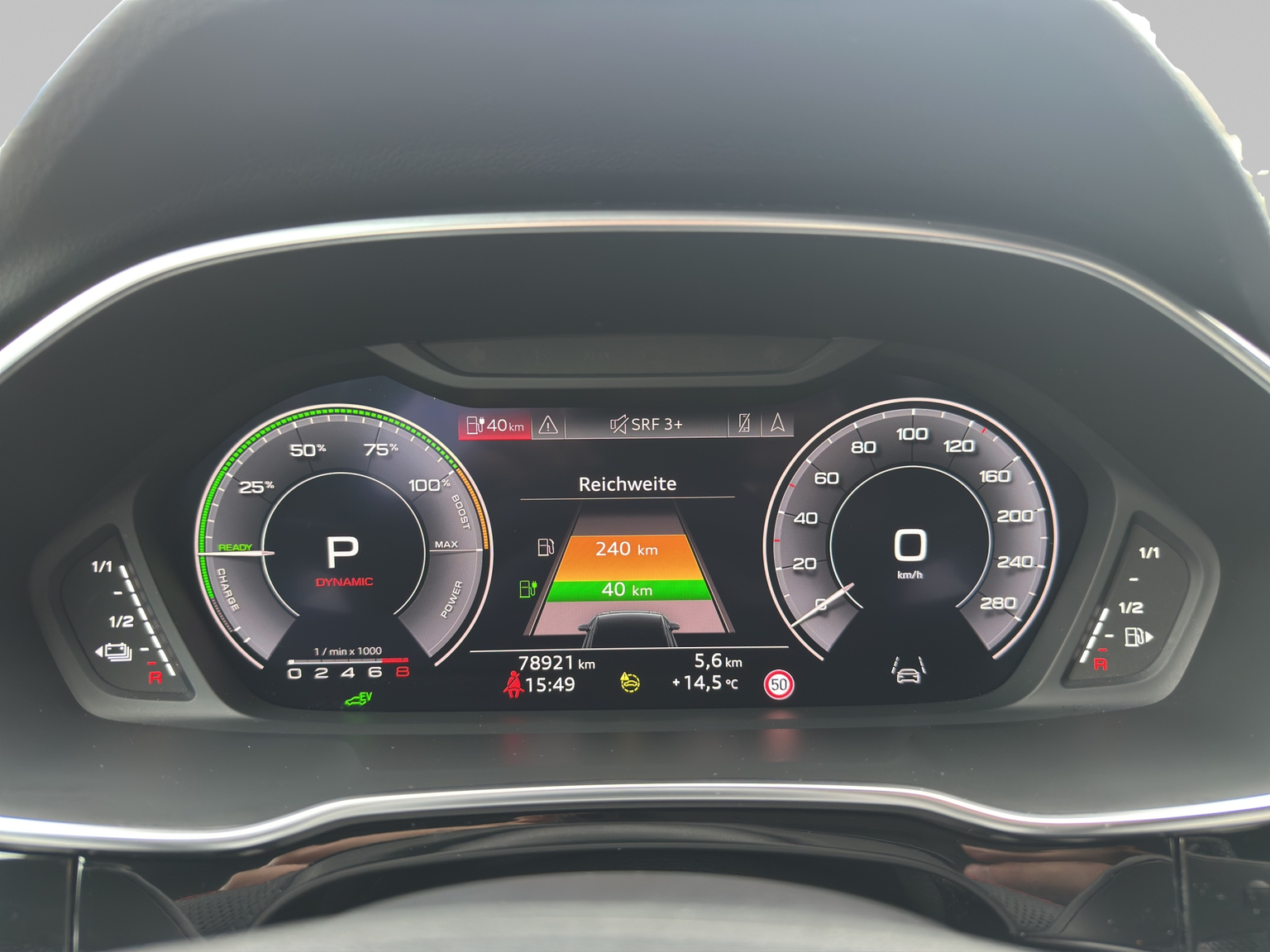 AUDI Q3 45  e S lineAttr S-tr