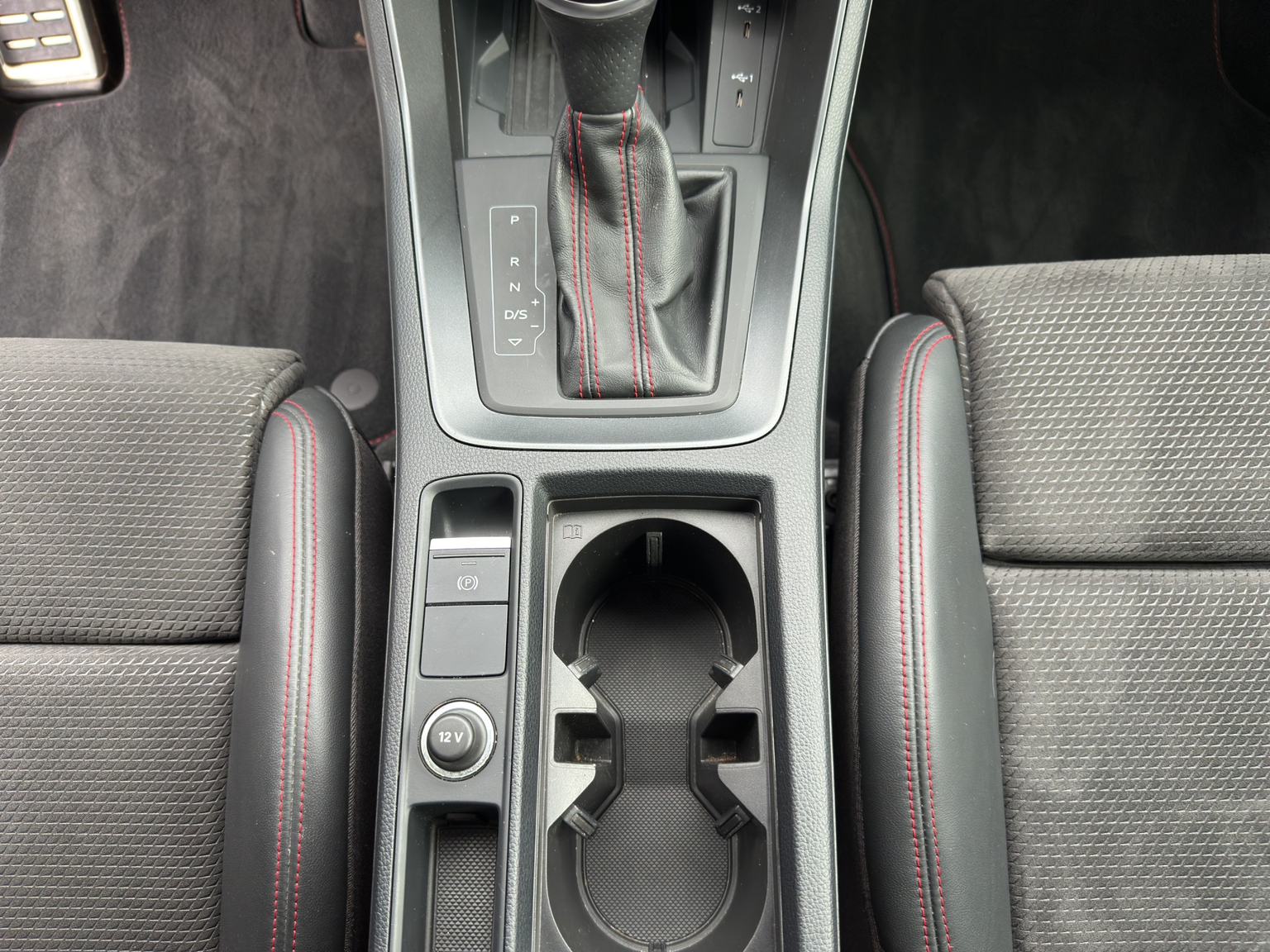 AUDI Q3 45  e S lineAttr S-tr