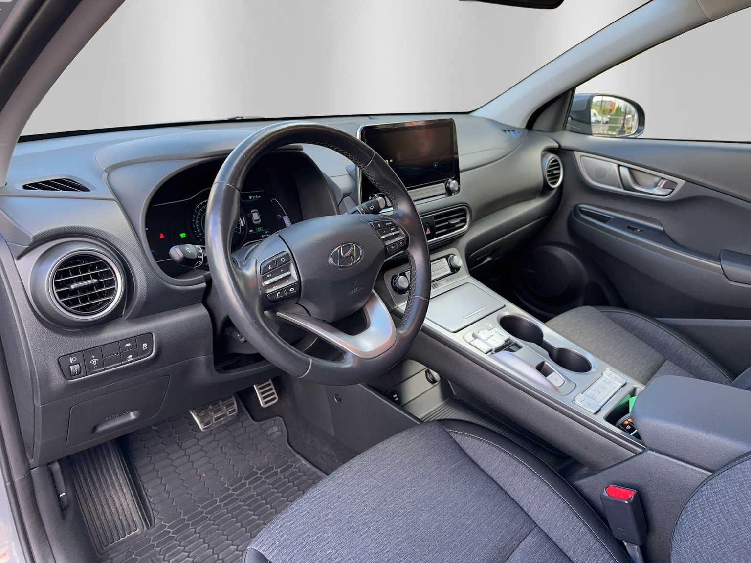 HYUNDAI Kona EV Amplia