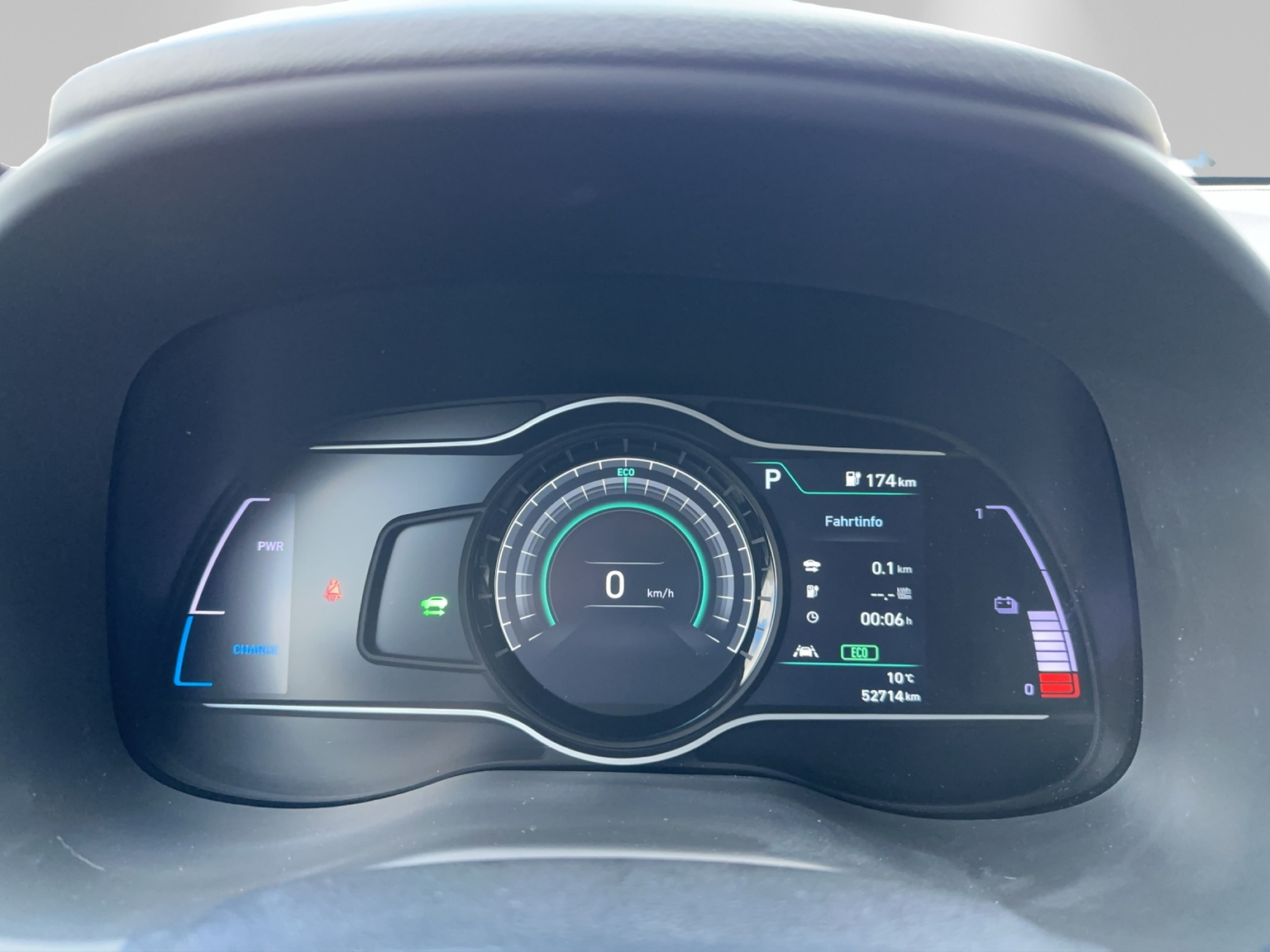 HYUNDAI Kona EV Amplia