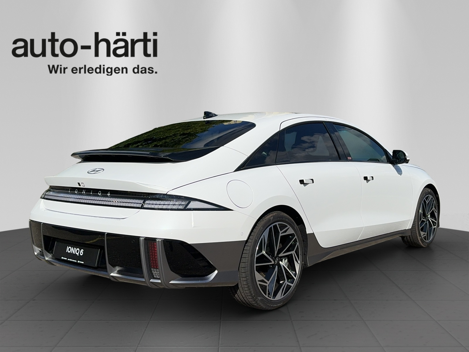 HYUNDAI Ioniq 6 77kWh Launch 2WD