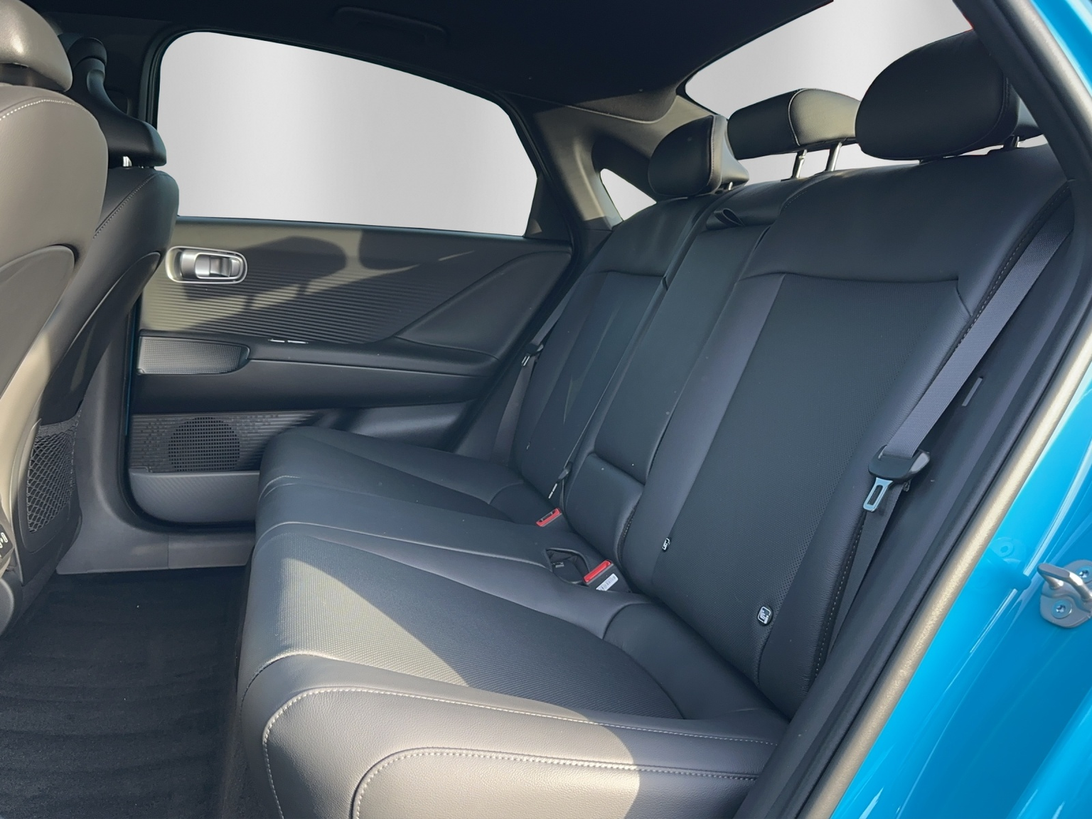HYUNDAI Ioniq 6 77kWh Launch 2WD