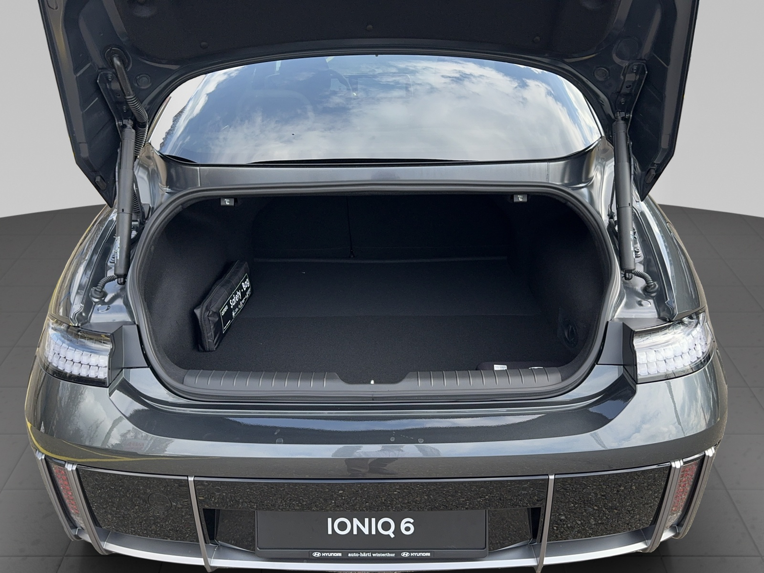 HYUNDAI Ioniq 6 77kWh Launch 4WD