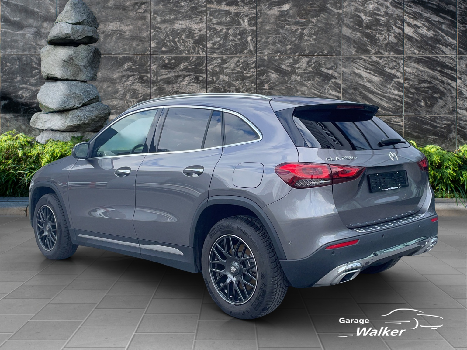 MERCEDES-BENZ GLA 250e Progressive 8G-DCT