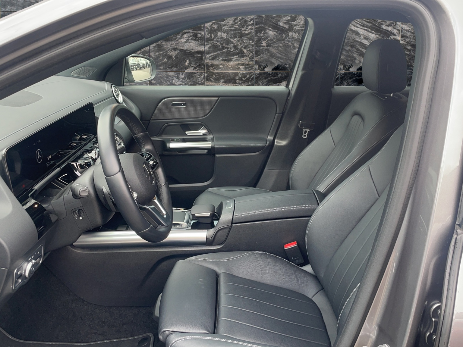 MERCEDES-BENZ GLA 250e Progressive 8G-DCT
