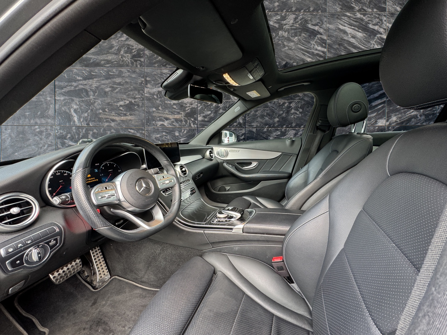 MERCEDES-BENZ C 220 d Swiss Star AMG Line 4M 9G-Tronic