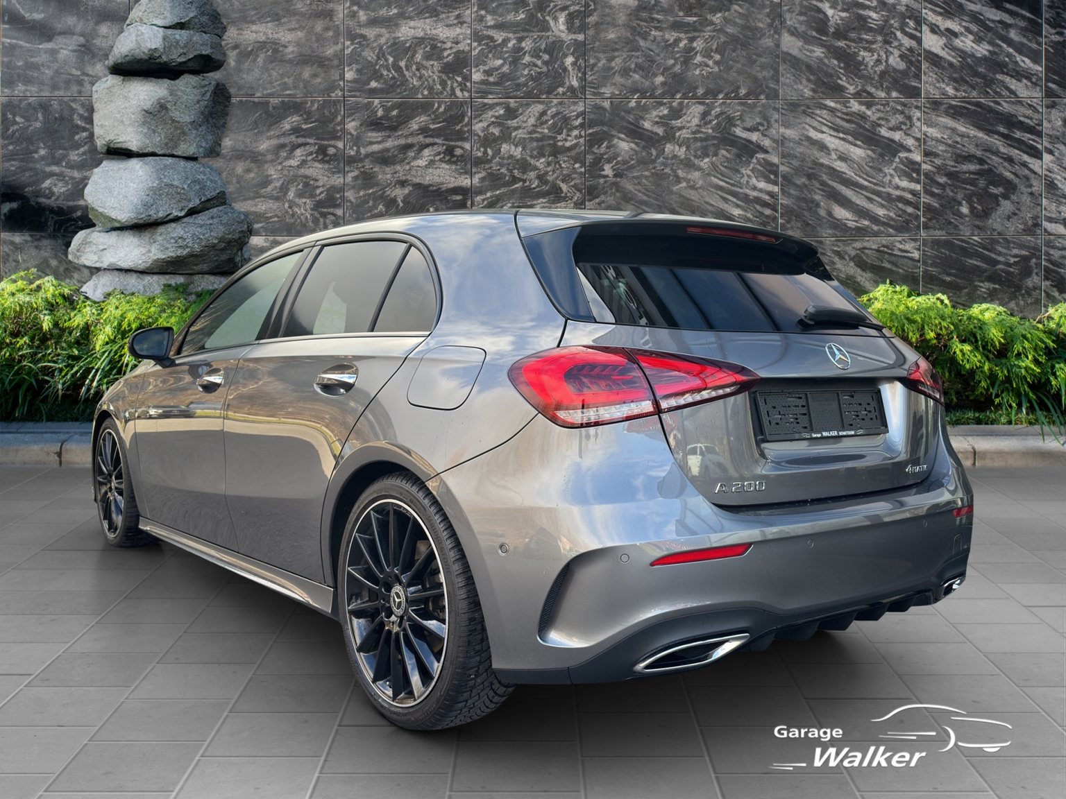 MERCEDES-BENZ A 200 4Matic AMG Line 8G-DCT