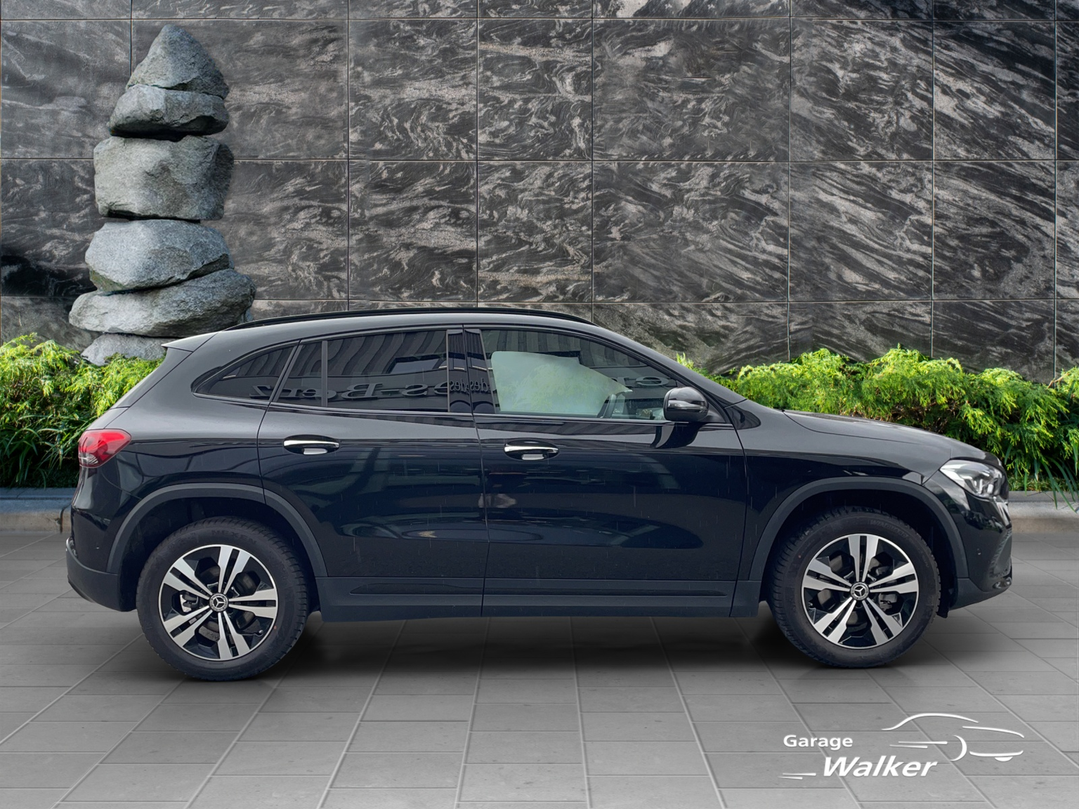 MERCEDES-BENZ GLA 200 Progressive 7G-DCT